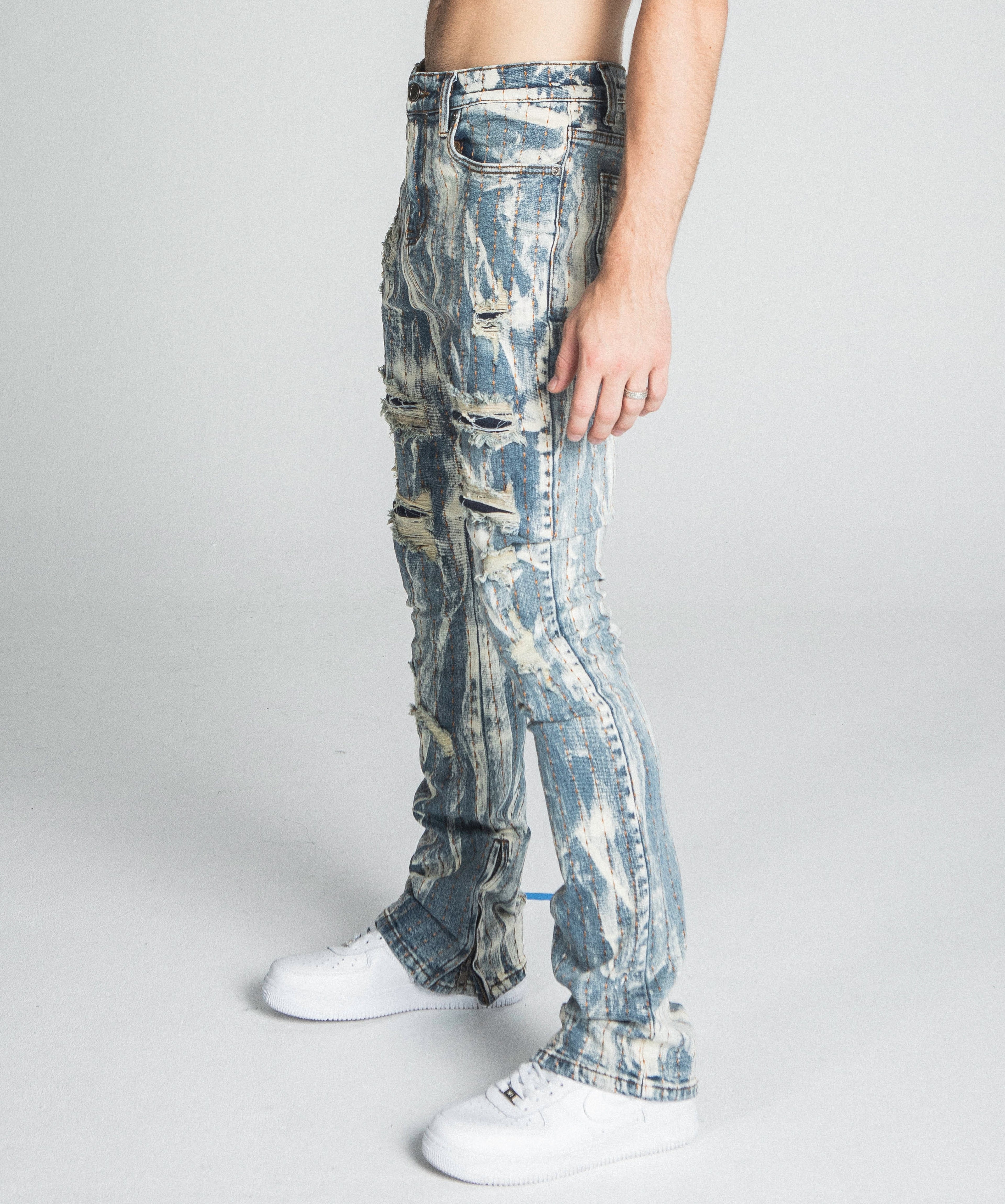 AJ17SK THREAD LINE STACKED JEANS