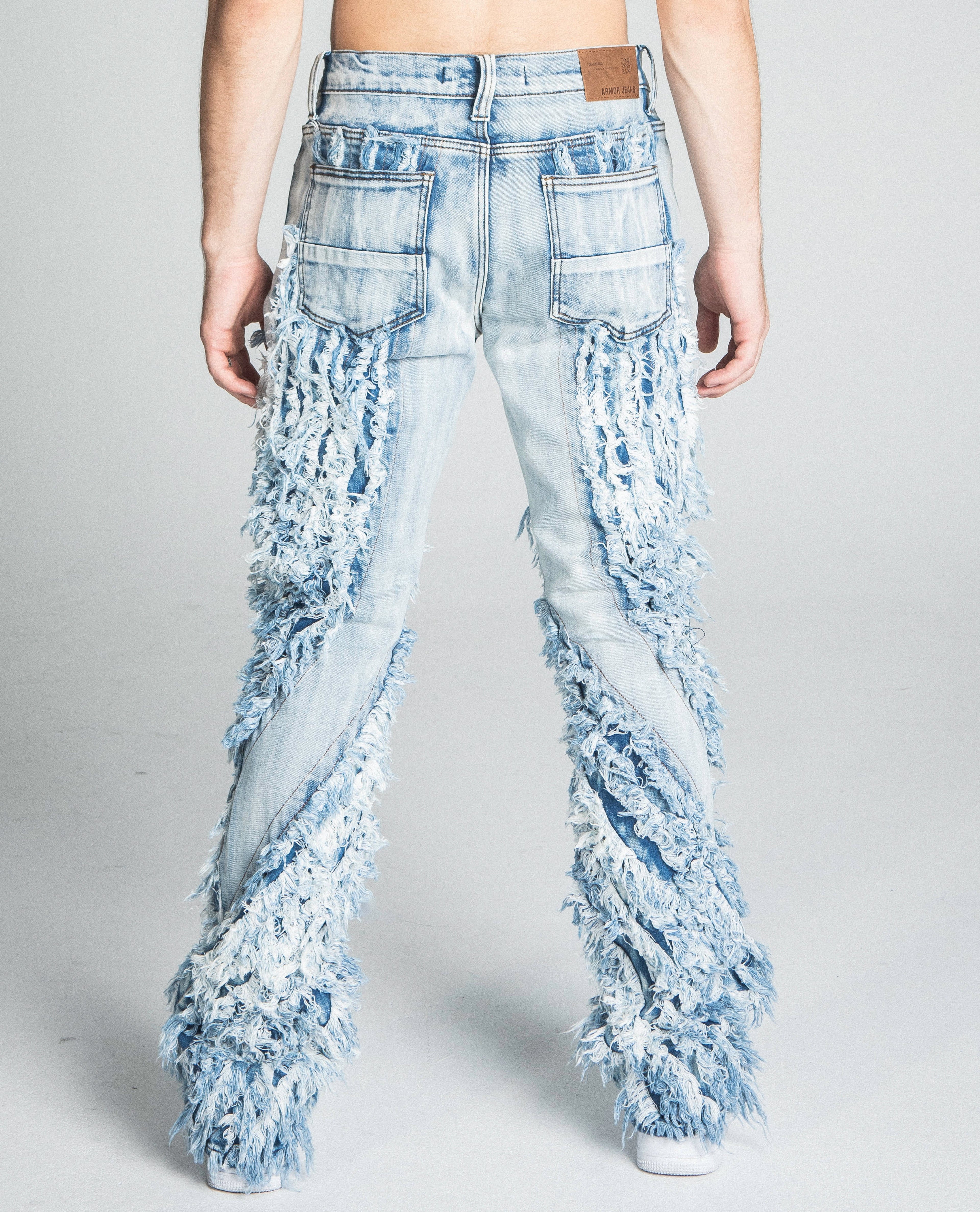 AJ18SK EXTREME FRAYED STACKED JEANS