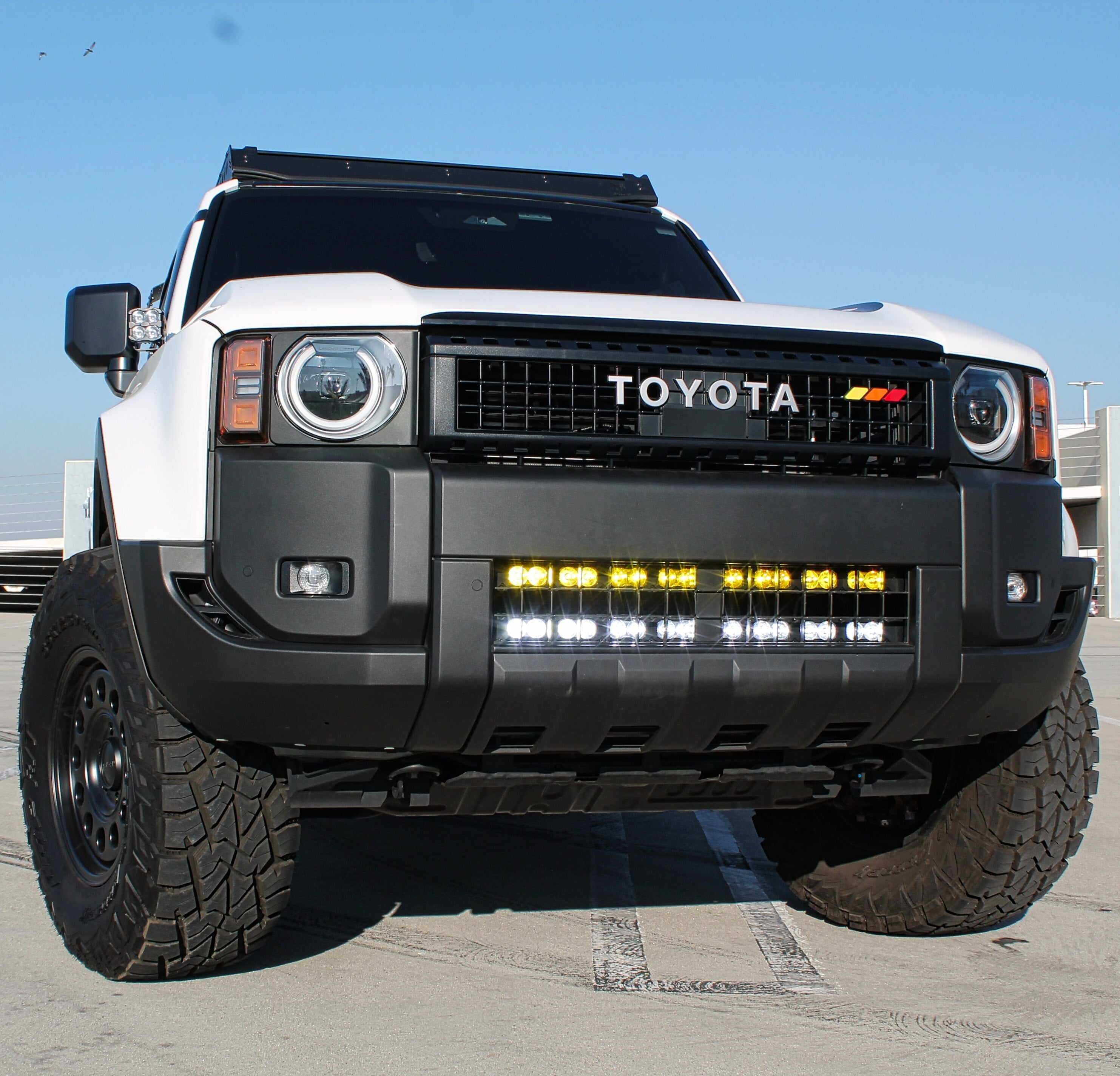 2024+ Toyota Land Cruiser Dual 30s Light Bars PRO