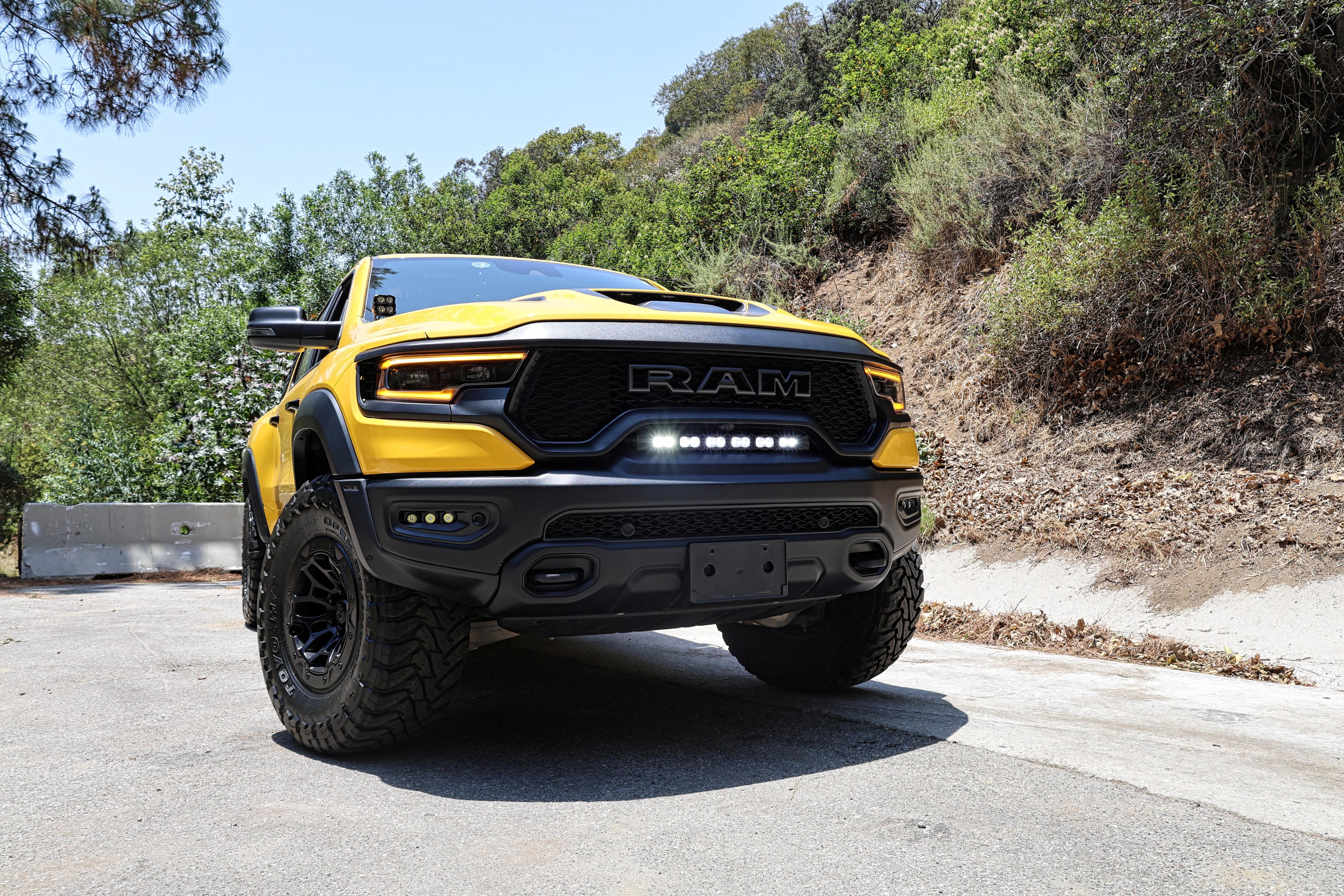 2021-24 RAM TRX 23in Light Bar PRO