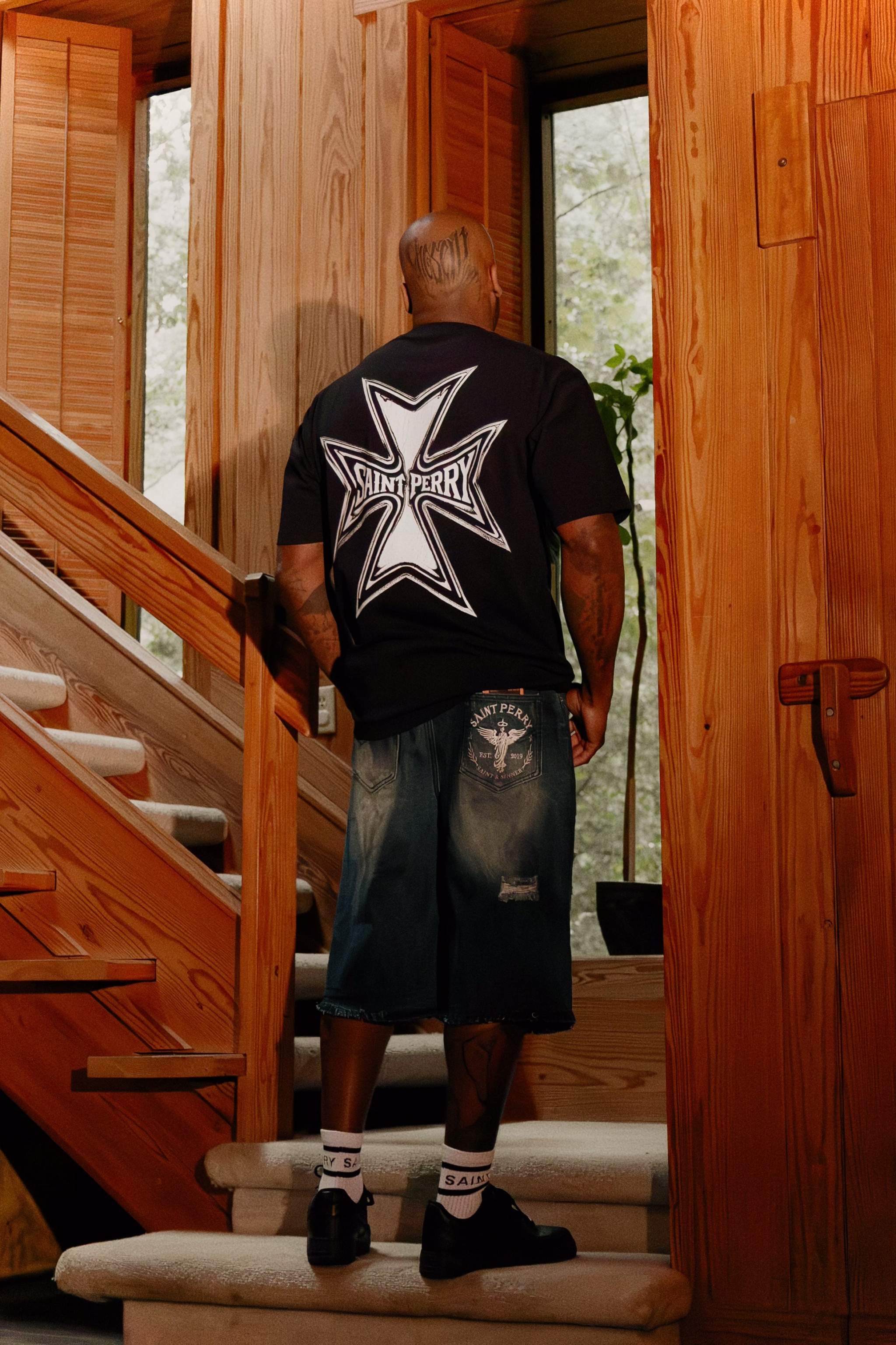 OUTLAW TEE
