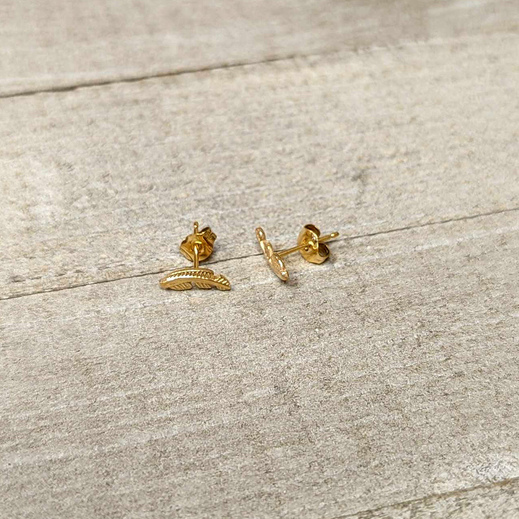 20G Gold Tone ASTM F-136 Implant Grade Titanium Fashion Feather Stud Earrings
