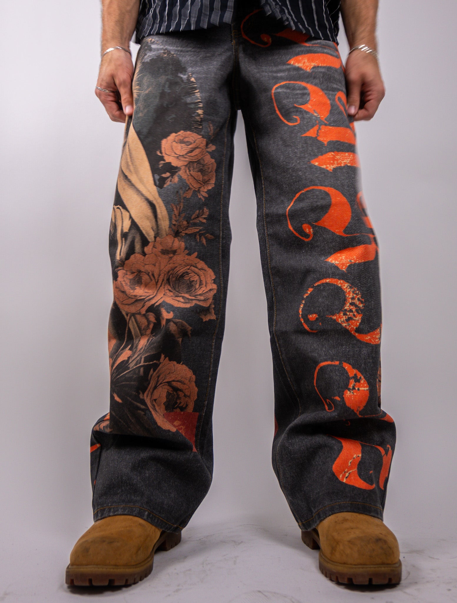 RM201B - Graphic Printed Baggy Jeans
