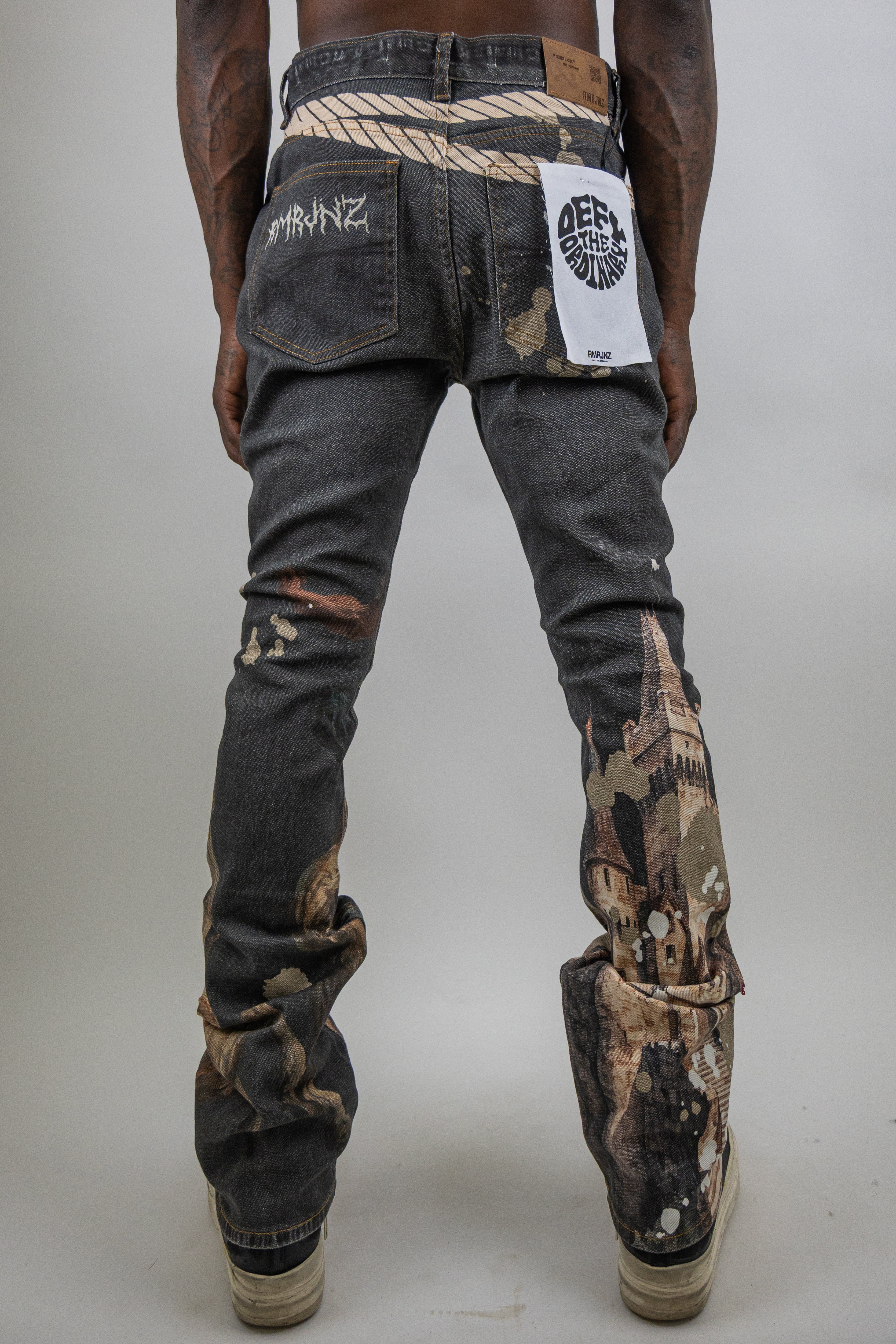 RM203SK - Graphic Printed Stacked Jeans