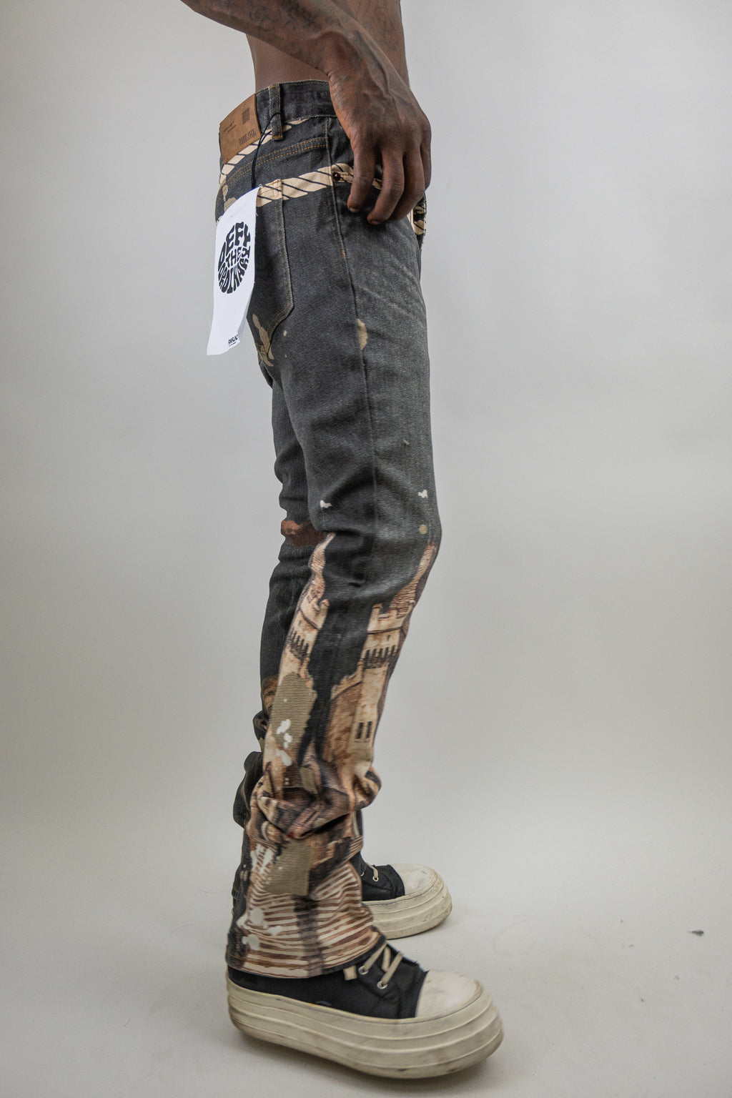 RM203SK - Graphic Printed Stacked Jeans