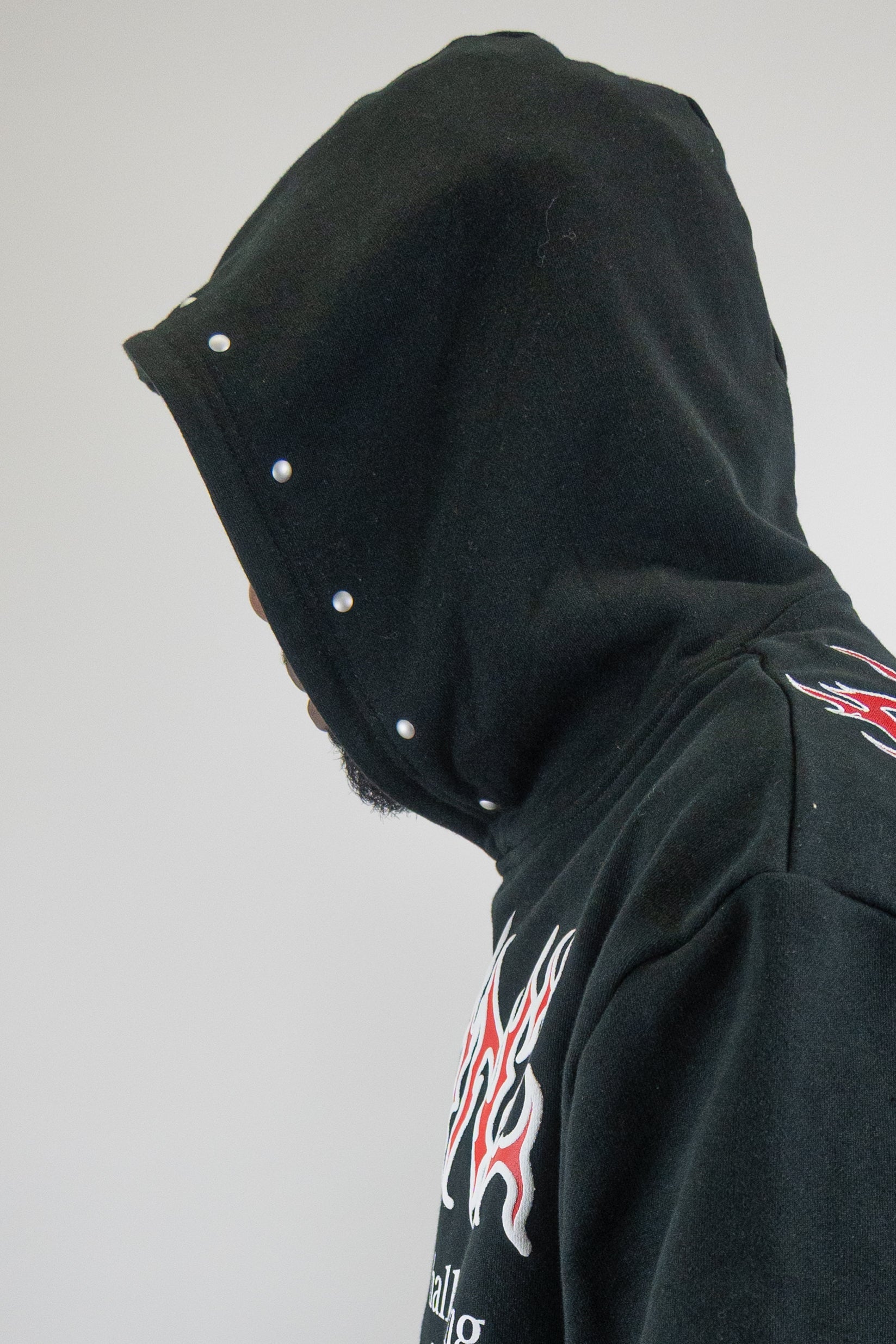 RM1180C Skull Cropped Hoodie