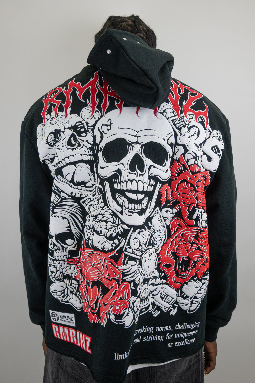 RM1180C Skull Cropped Hoodie