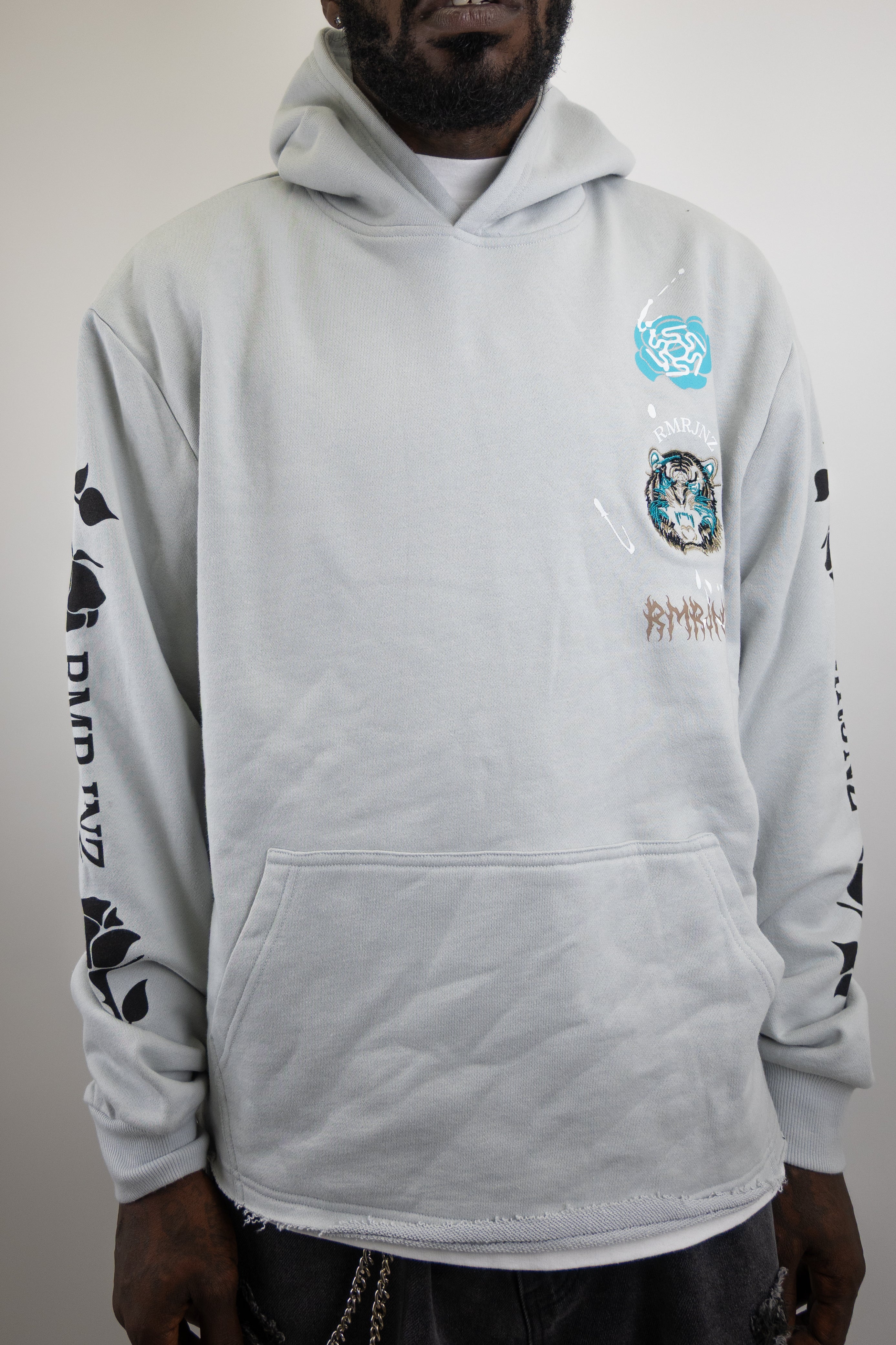 RM1185C Tiger Cropped Hoodie