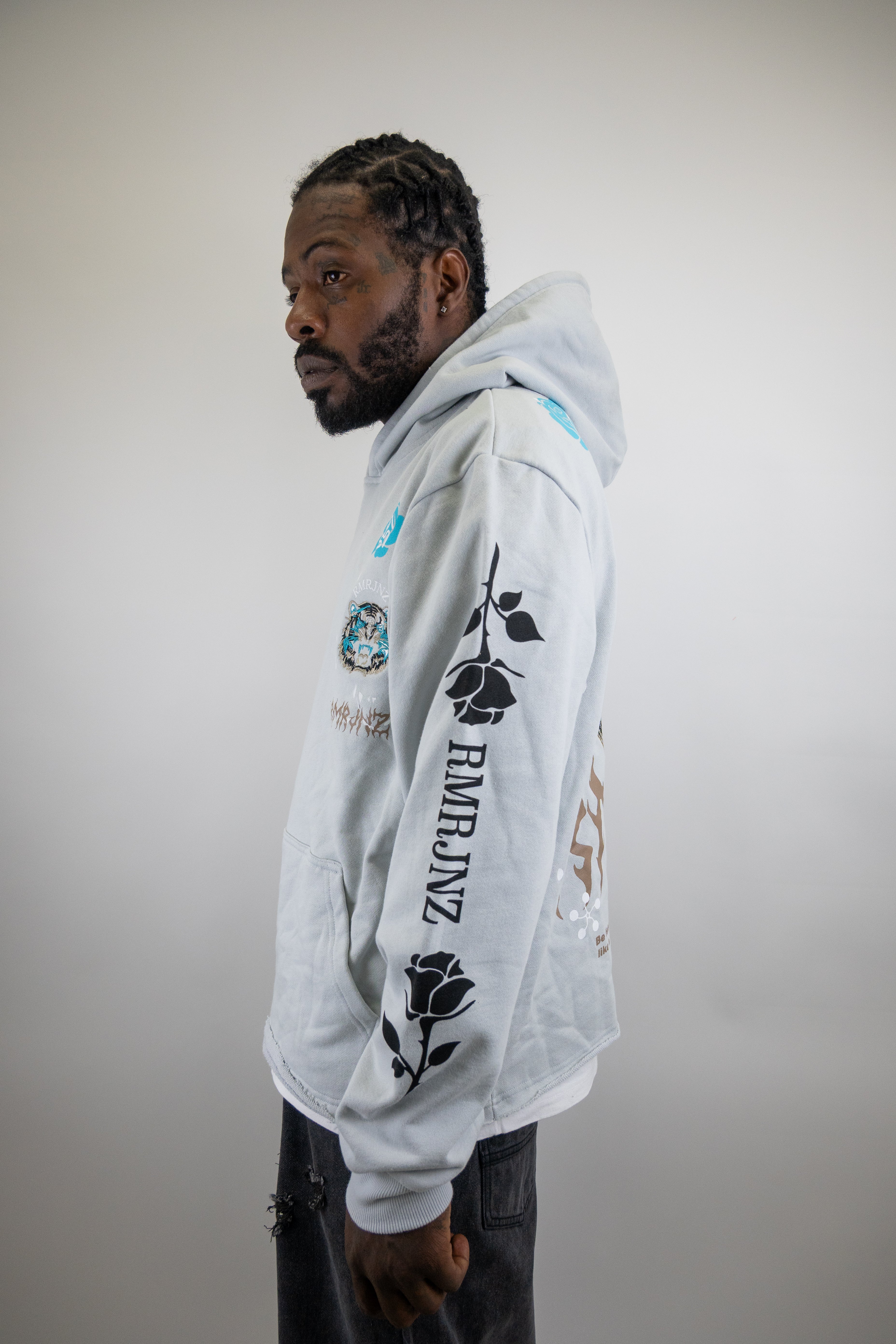 RM1185C Tiger Cropped Hoodie