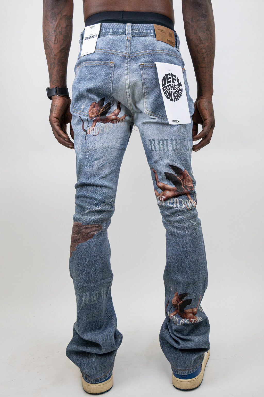 RM205SK - Graphic Printed Stacked Jeans