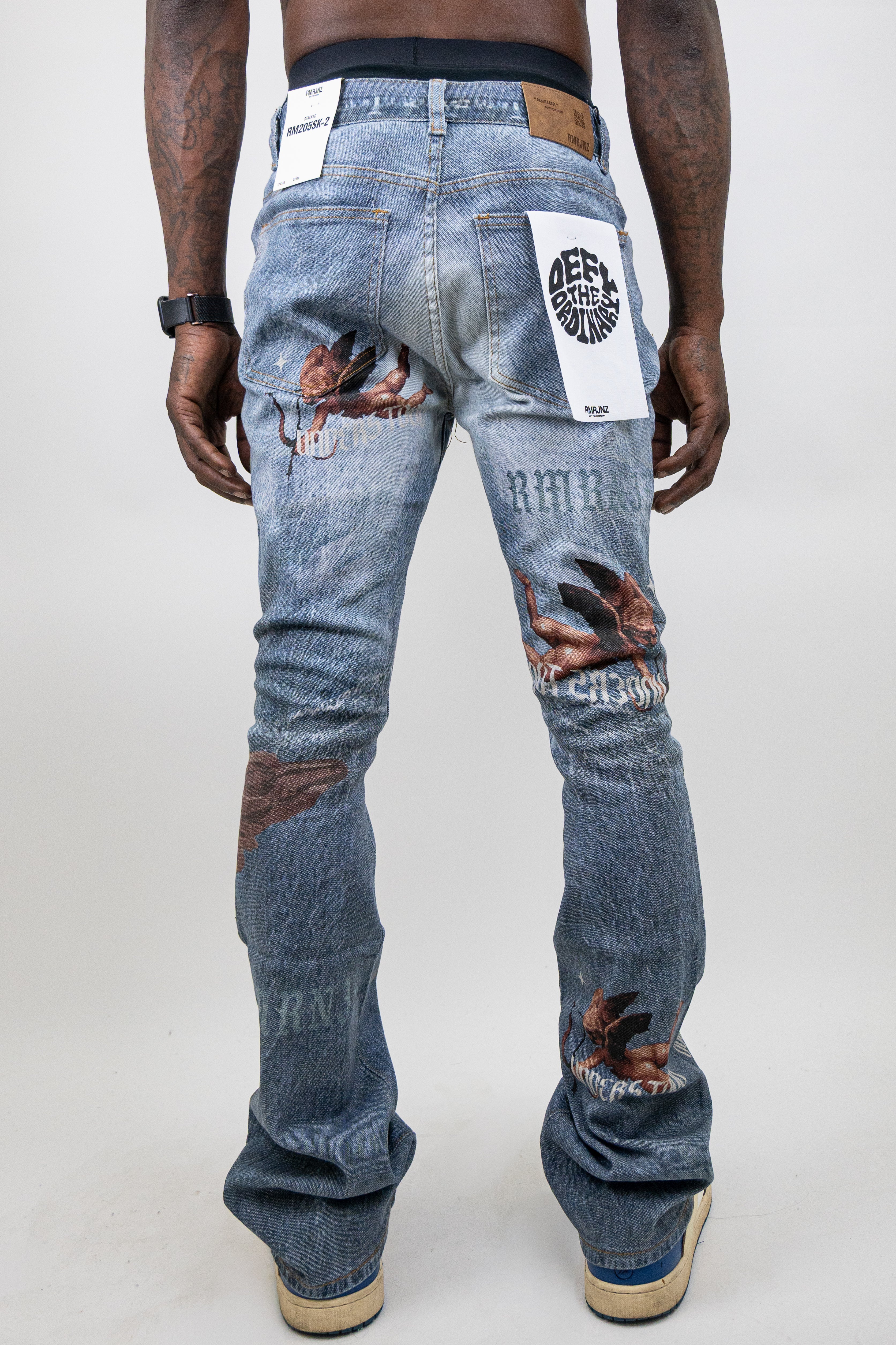RM205SK - Graphic Printed Stacked Jeans