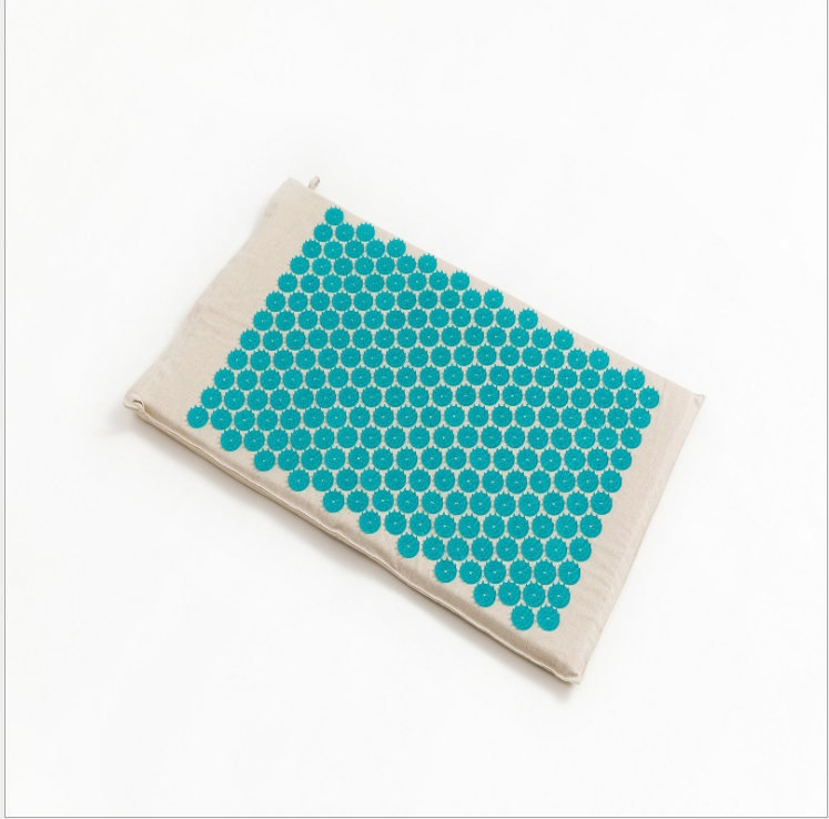 Experience relaxation with this acupressure mat for yoga, designed for stress relief and muscle recovery, ideal for fitness enthusiasts.