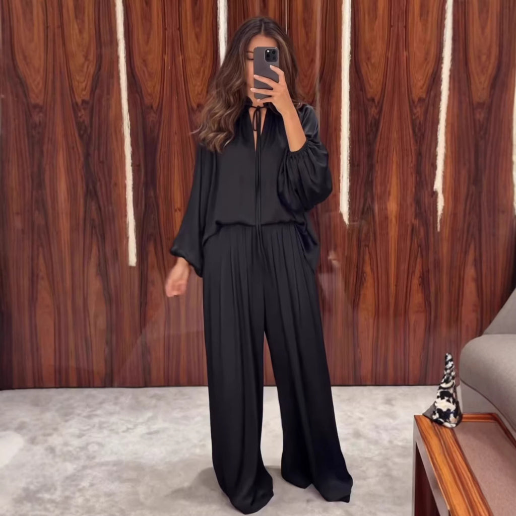 Solid color V-neck lace up loose pants set for women