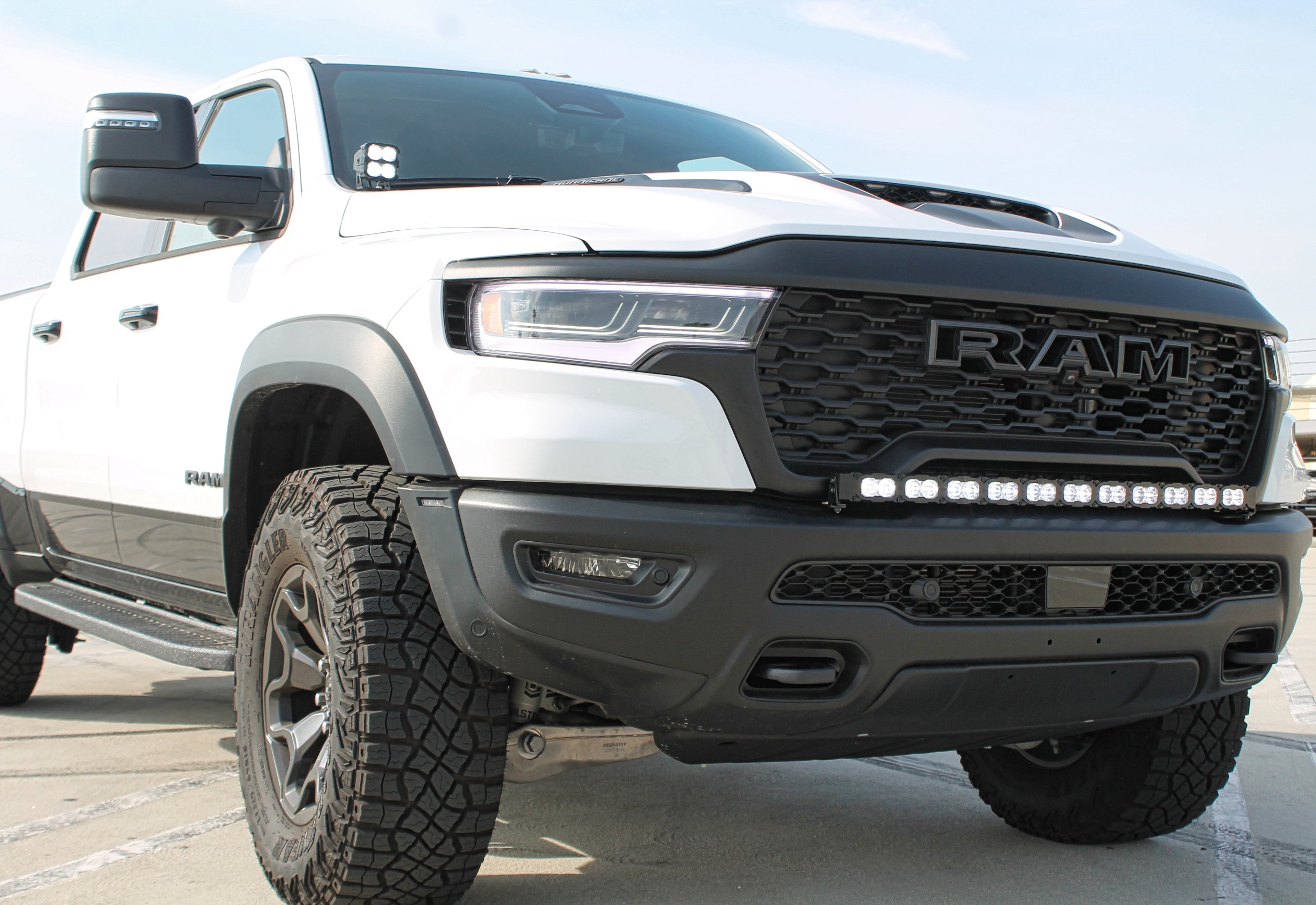 2025+ RAM 1500 Rebel 40in Light Bar PRO