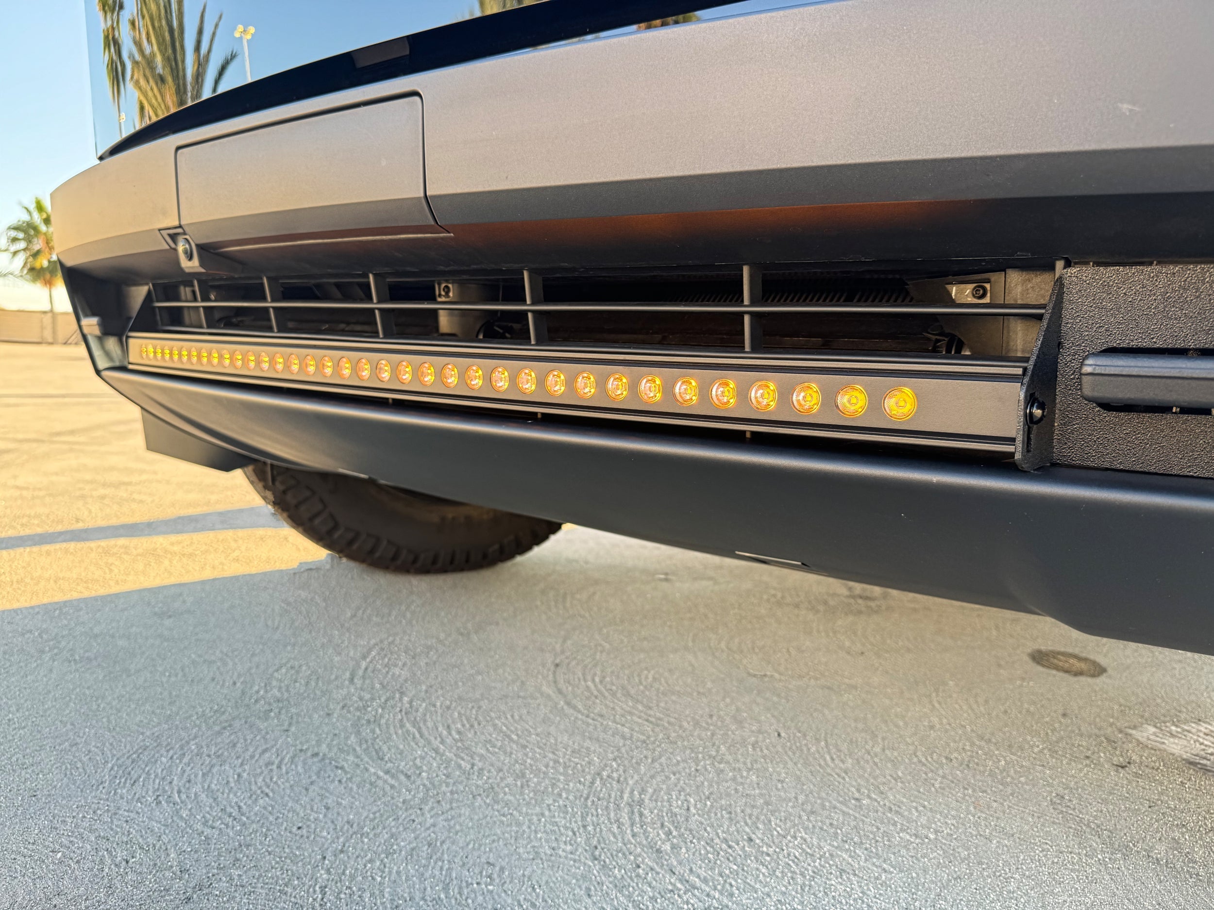 Tesla Cybertruck 40in Light Bar - Slim