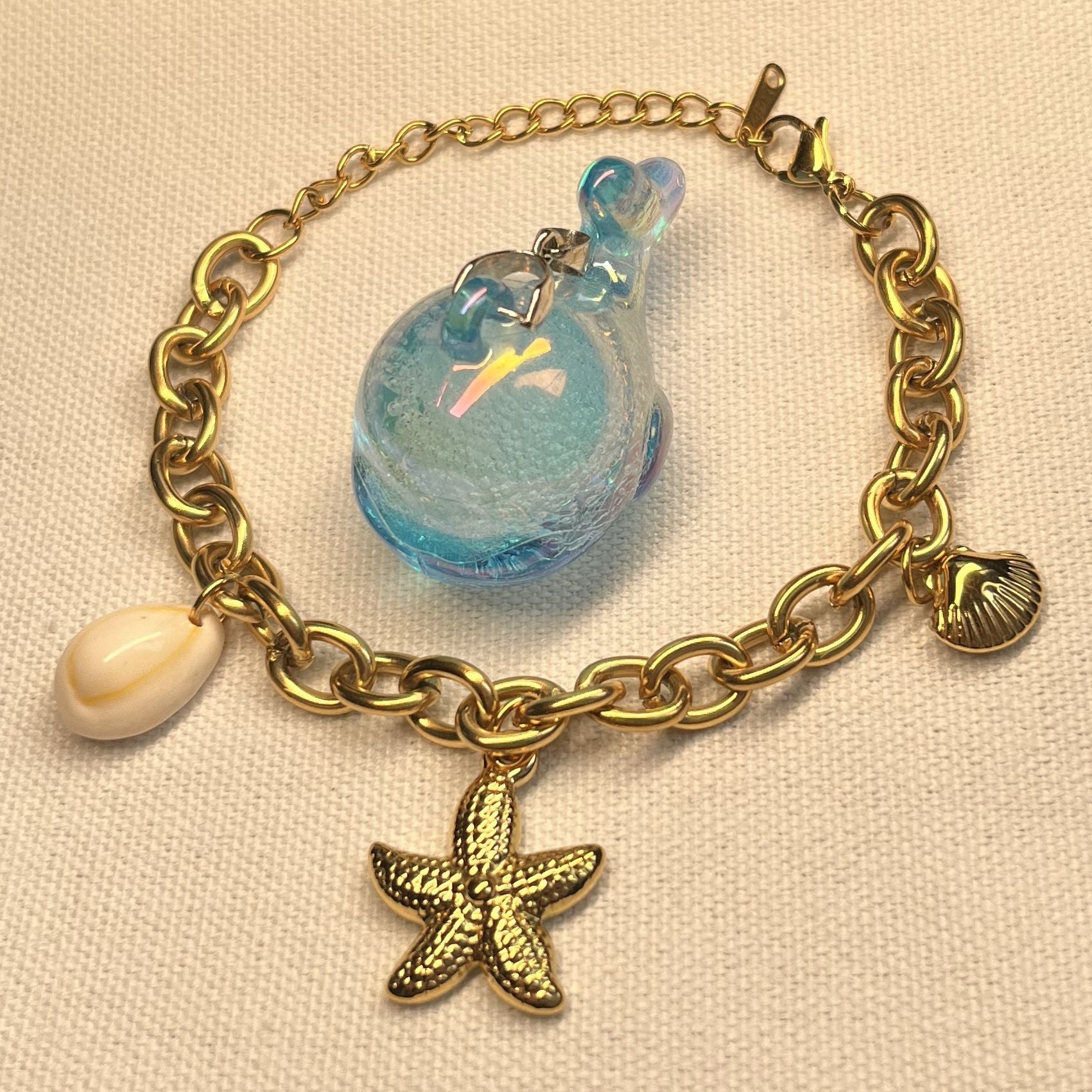 18K Gold-Plated Sea Charm Bracelet – Stainless Steel Coastal Jewelry Collection