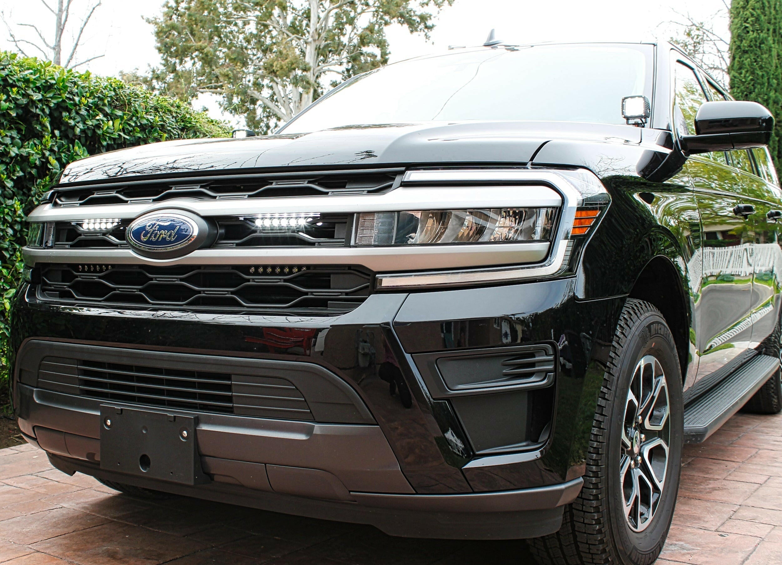 2022-2024 Ford Expedition (4) 12in Light Bars
