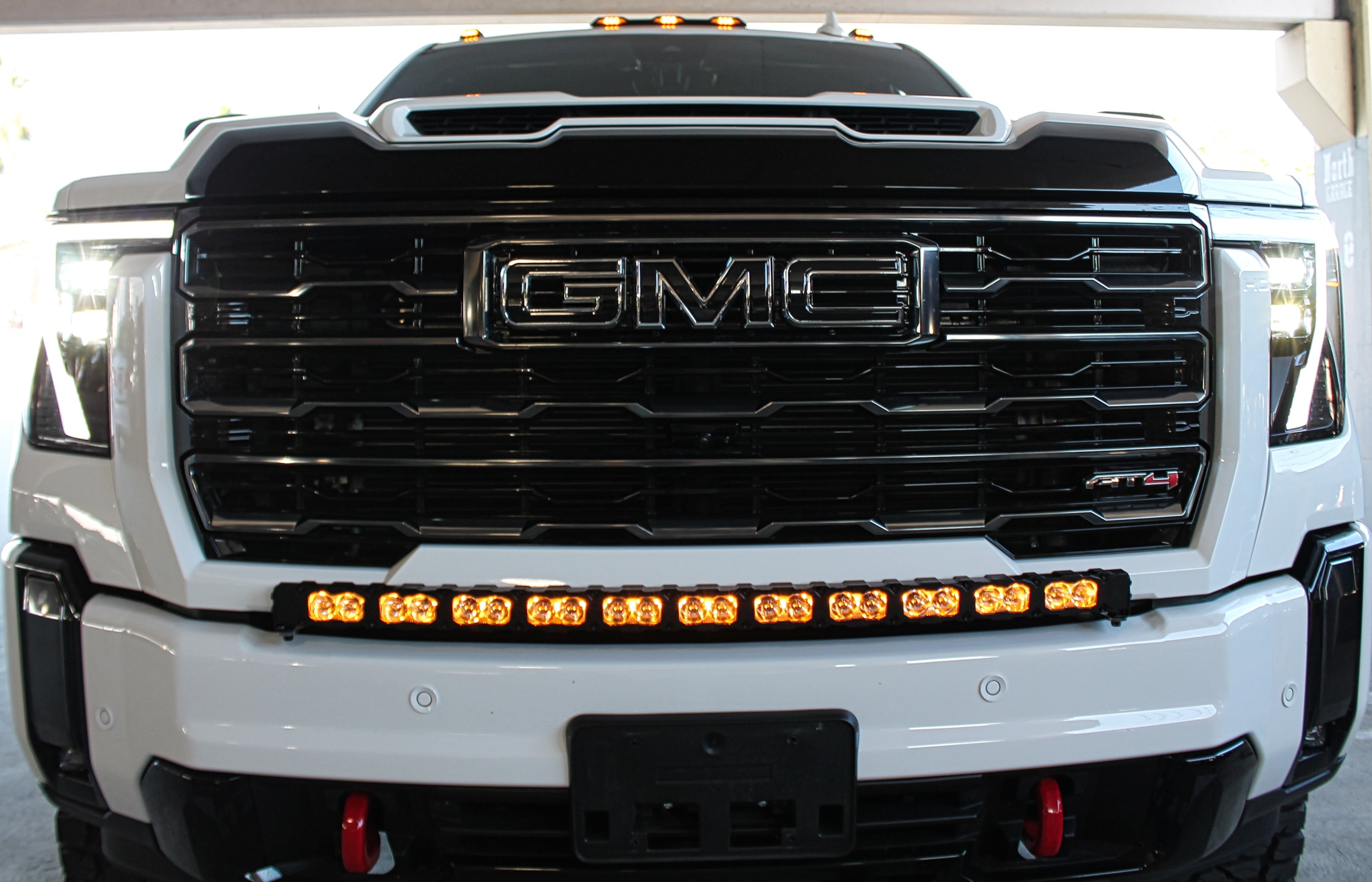 2024+ GMC Sierra 2500/3500HD 40in Light Bar PRO
