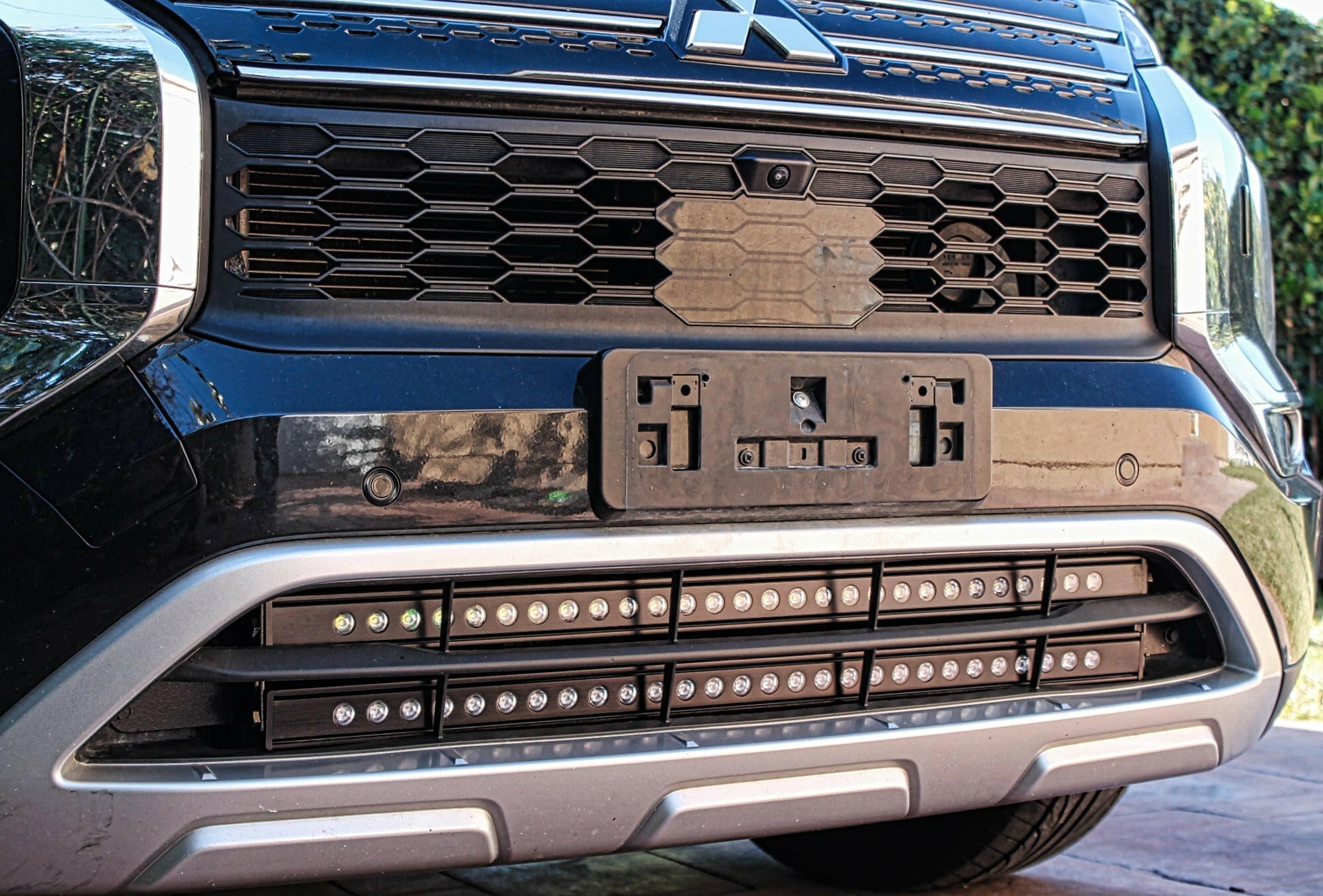 2022+ Mitsubishi Outlander Dual 30s Light Bars