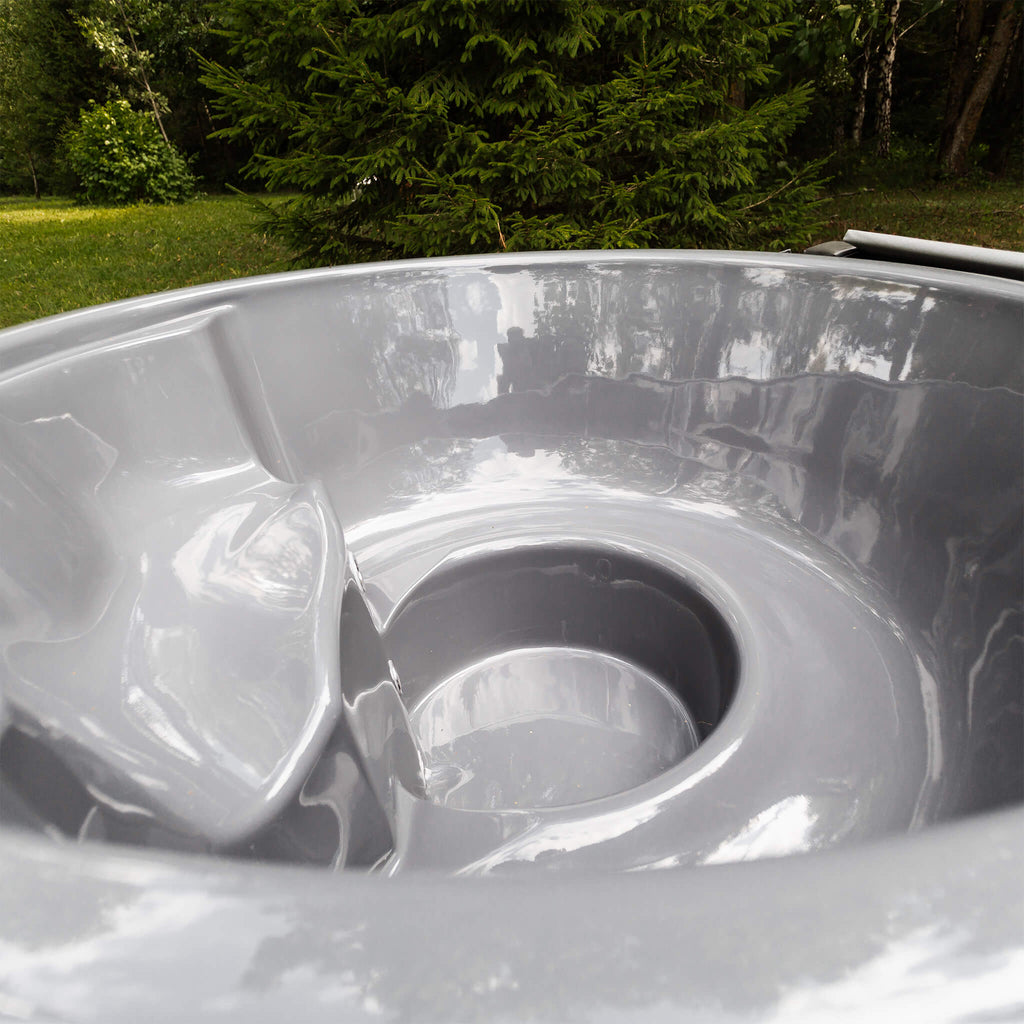 Premium 4-Person Fully-Assembled ThermoWood Wood-Fired Hot Tub (SAK14528)